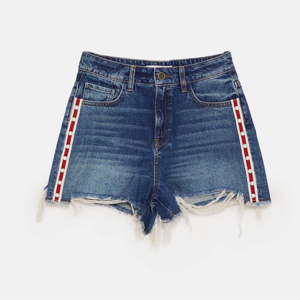 Zara Taped denim shorts with pearls Sz 6 - Picture 2 of 8